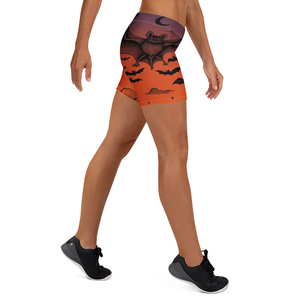 Shorts right view | GearBunch