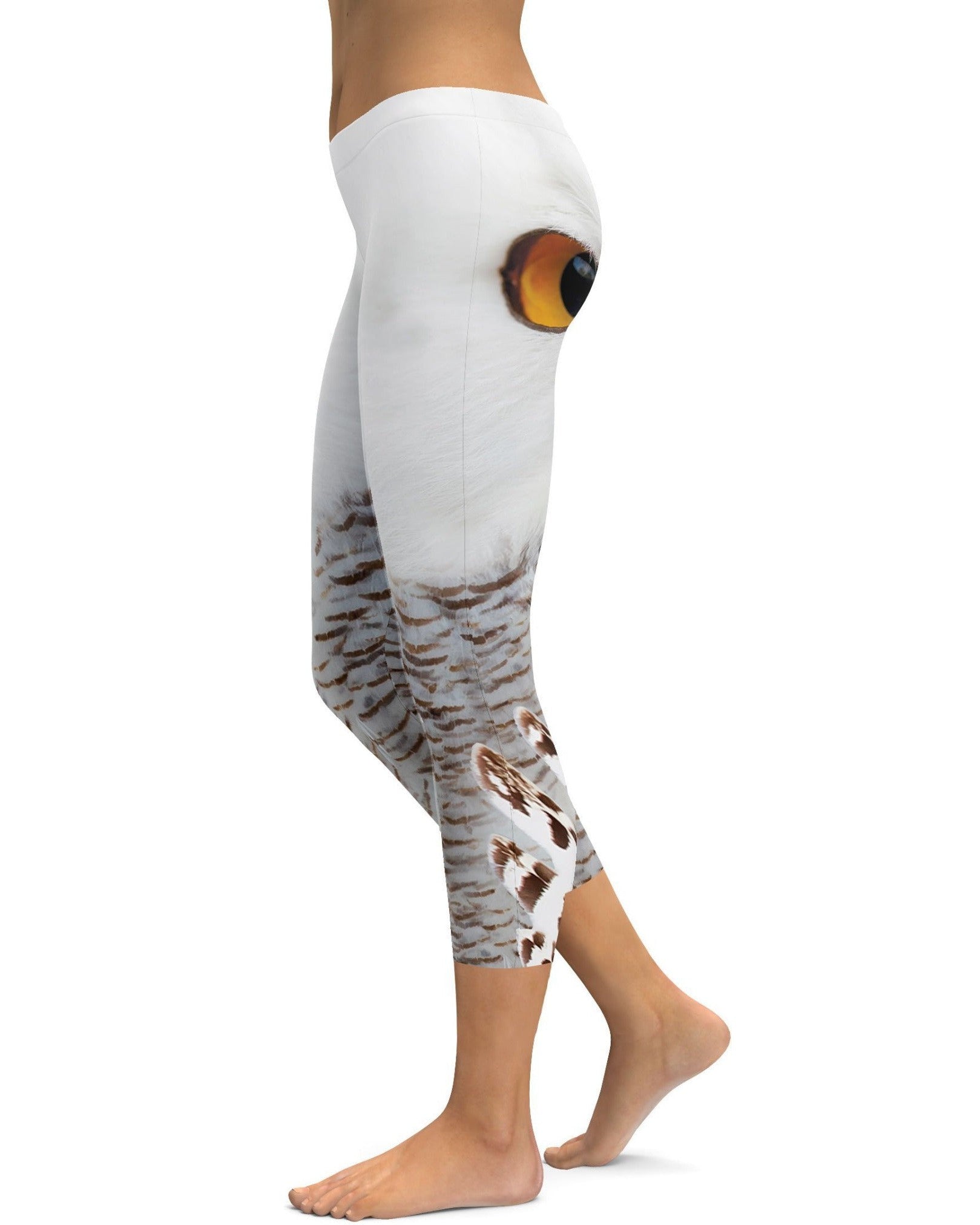 Snowy Owl Eyes Capris - Gearbunch