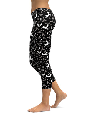 Black Reindeer Christmas Capris - GearBunch Leggings / Yoga Pants