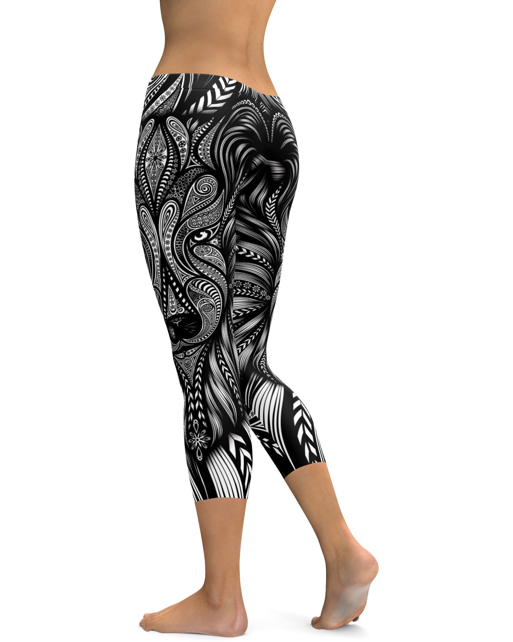 B&W Wolf Capris - GearBunch Leggings / Yoga Pants