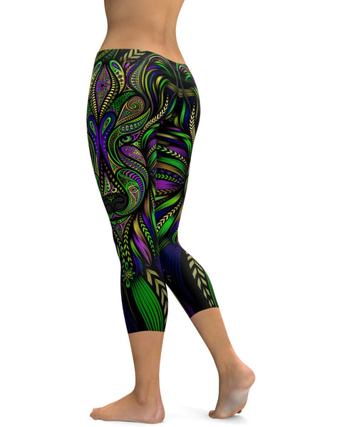Green Colorful Wolf Capris