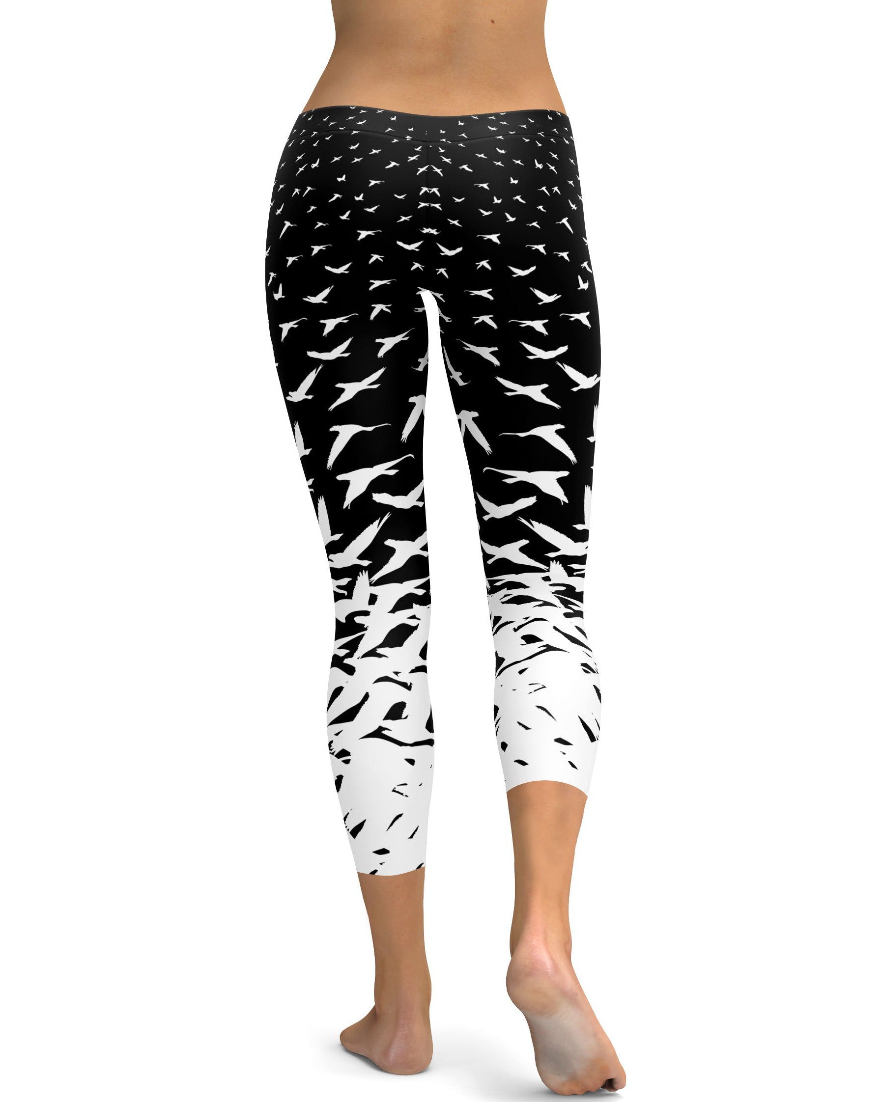 B&W Flying Birds Capris - GearBunch Leggings / Yoga Pants