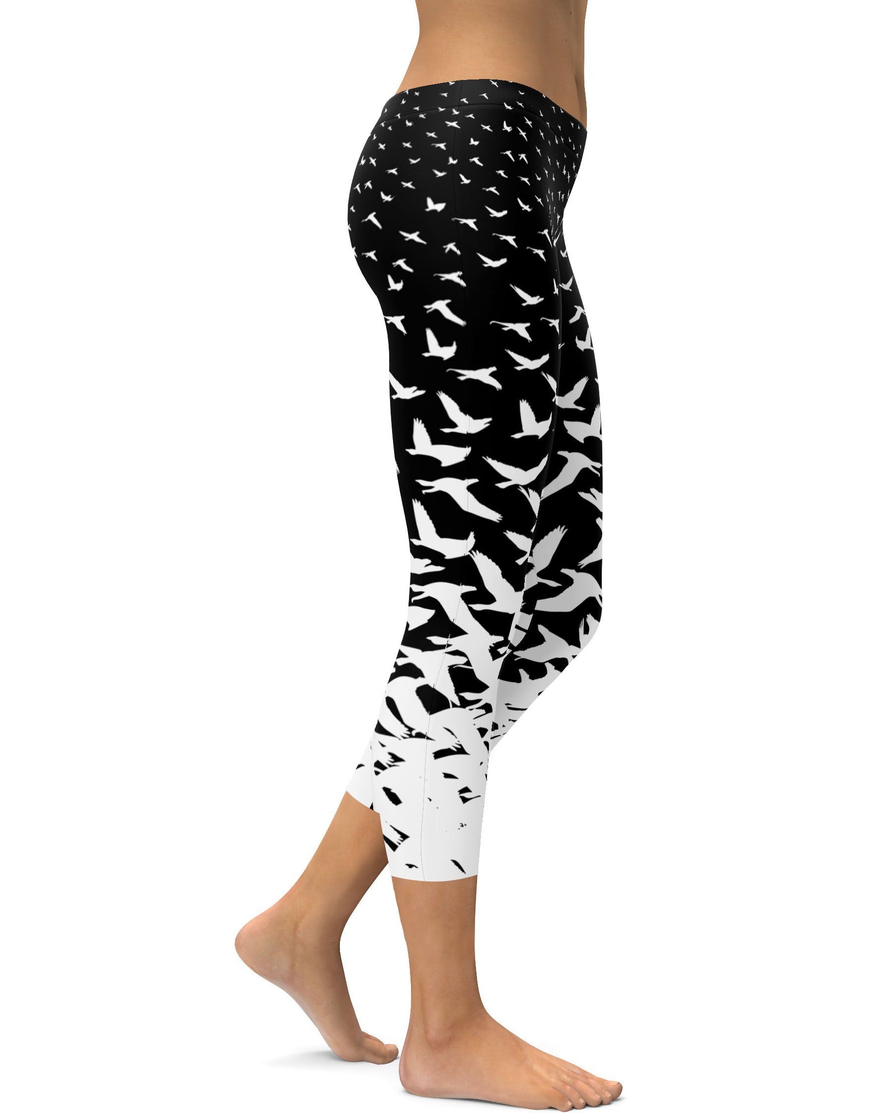 B&W Flying Birds Capris - GearBunch Leggings / Yoga Pants