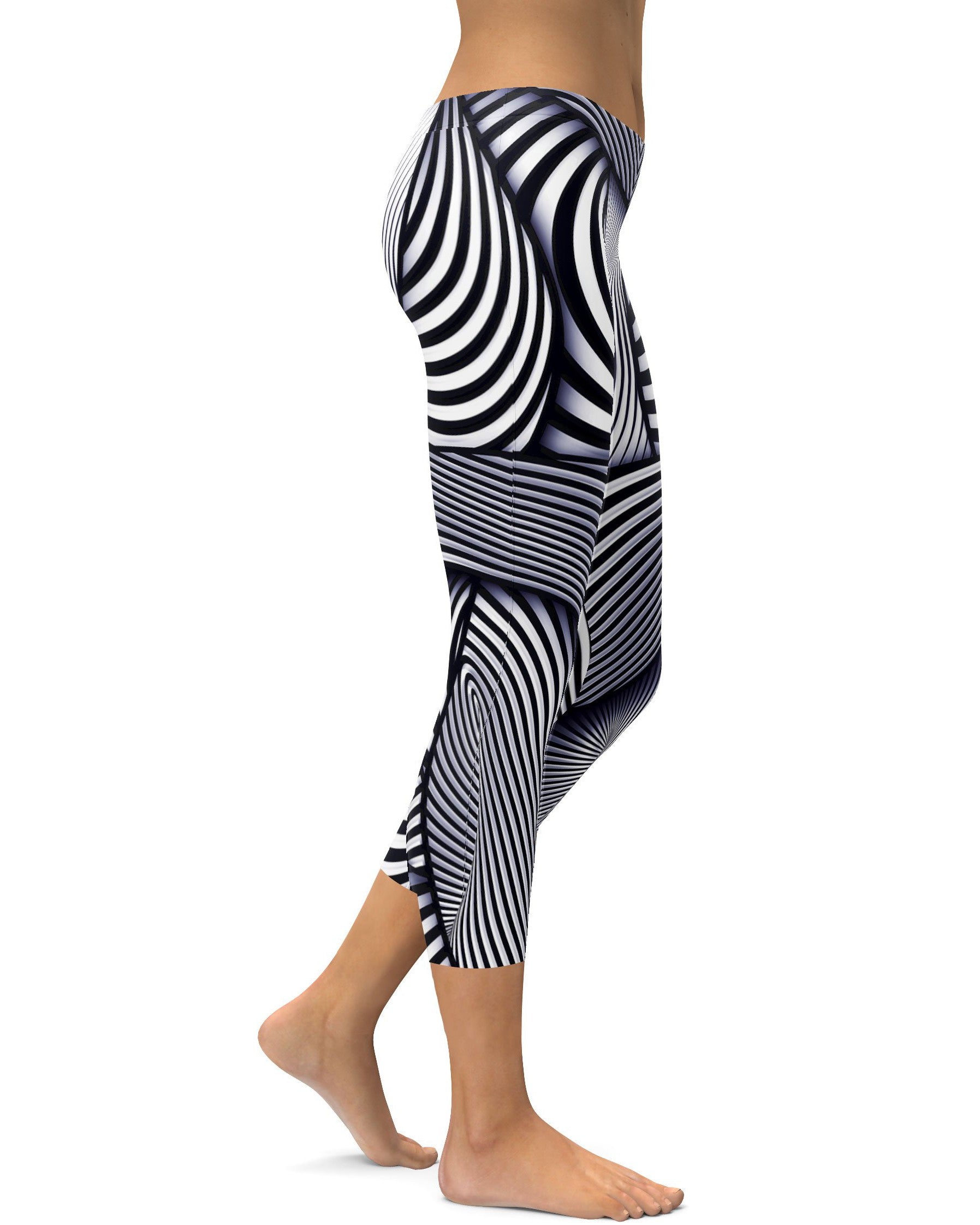 Optical Illusion Stripes Capris