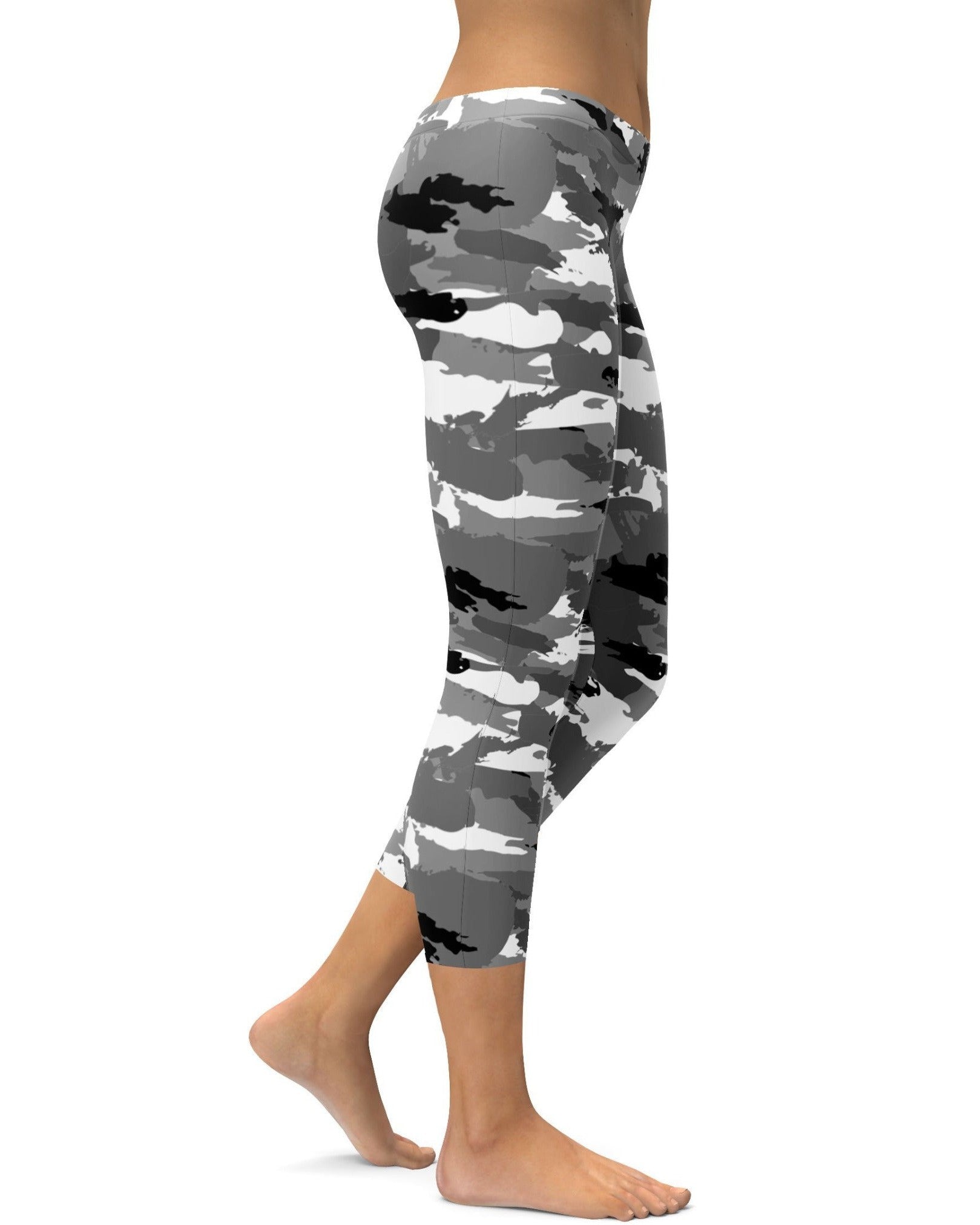 Black & White Camo CaprisWomens Fashion Black & White Camo Capris Leggings | GearBunch