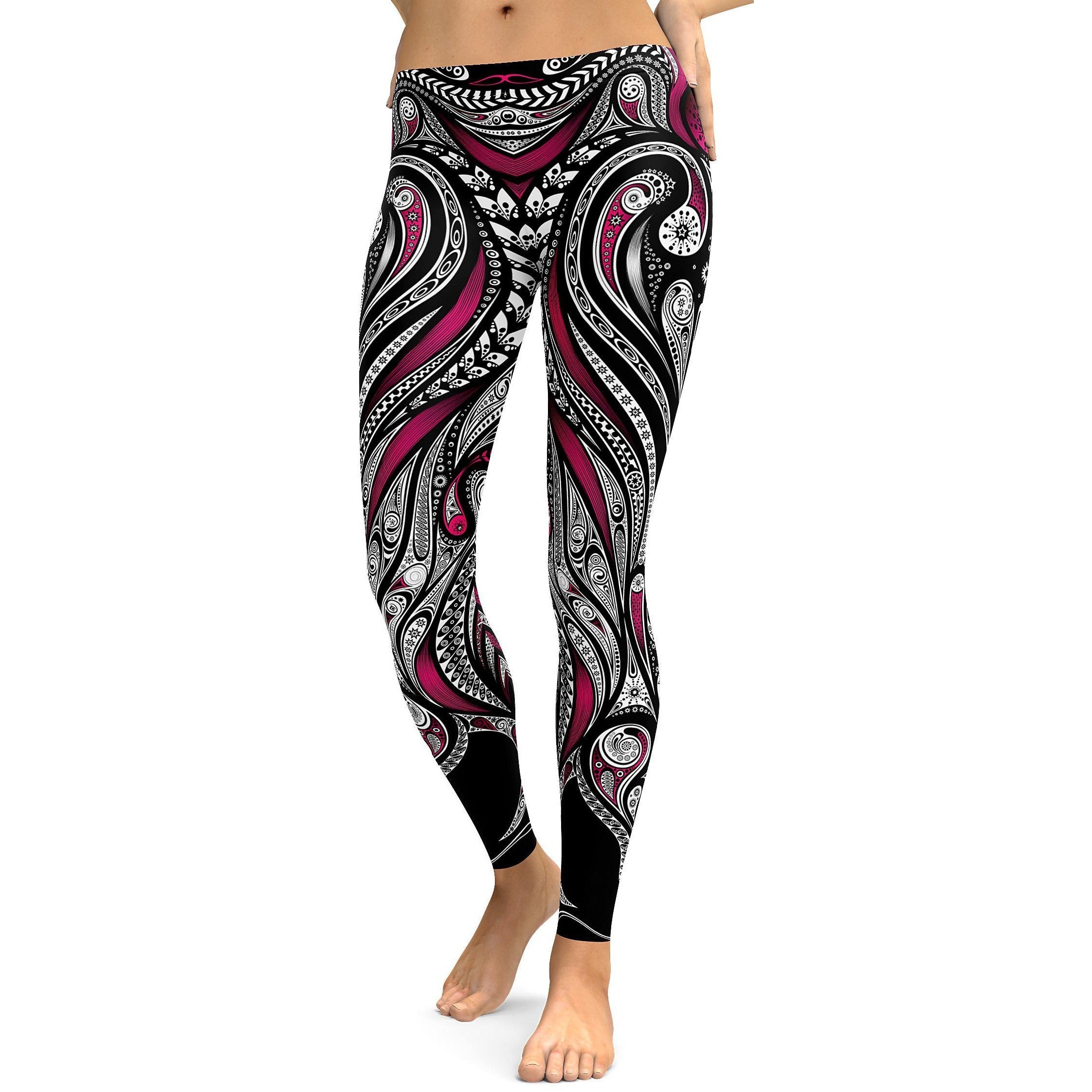 Pink Ornament Pattern Leggings