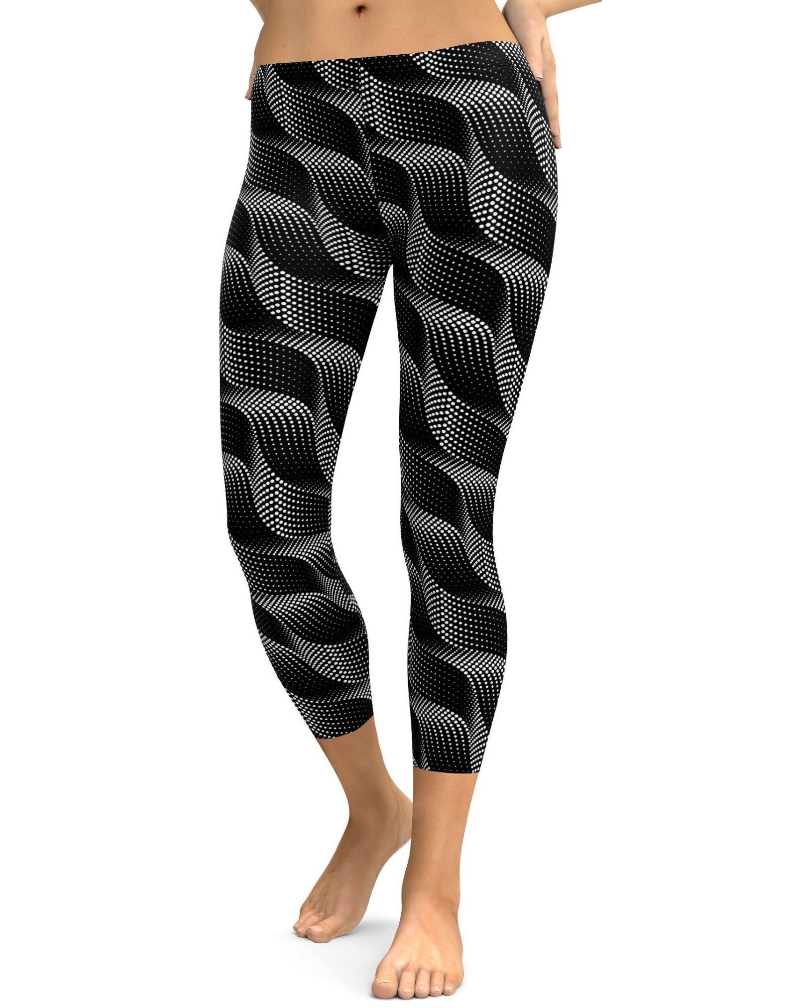 B&W Wave Capris - Gearbunch Leggings